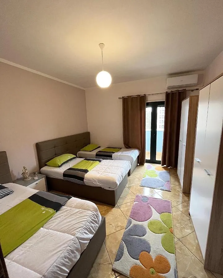 Center Apartment Easy Tirana