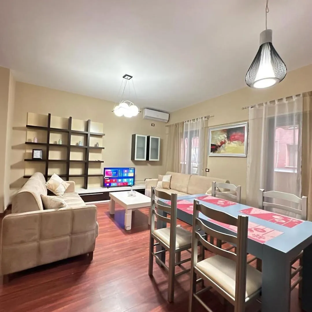 Center Apartment Easy Tirana Albânia